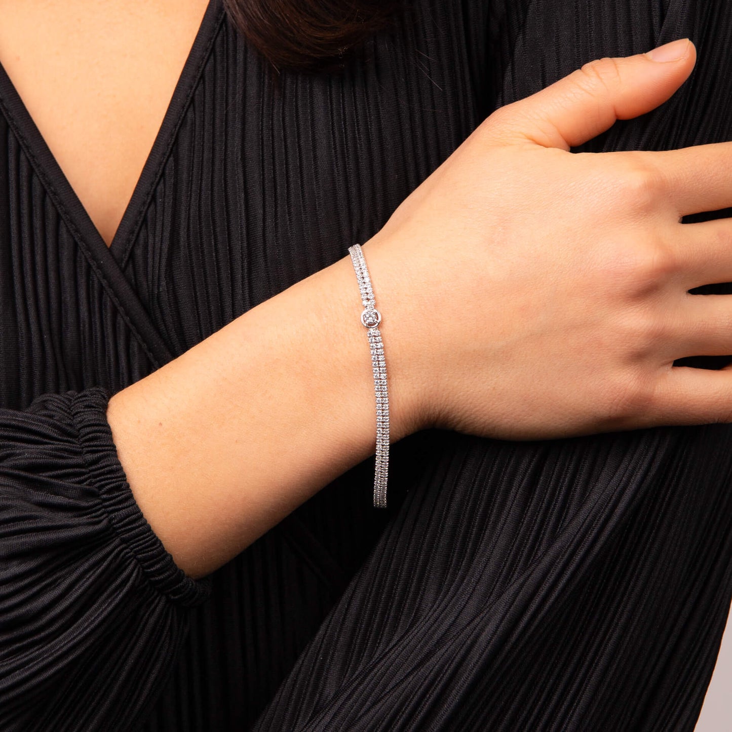 B5476 DF ZIRC WHT Fine Rnd Tennis Bracelet