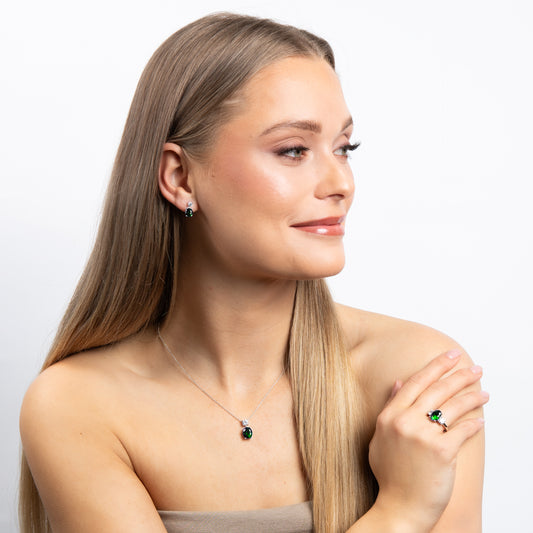 P5113 DF ZIRC GREEN Oval Drop Pendant