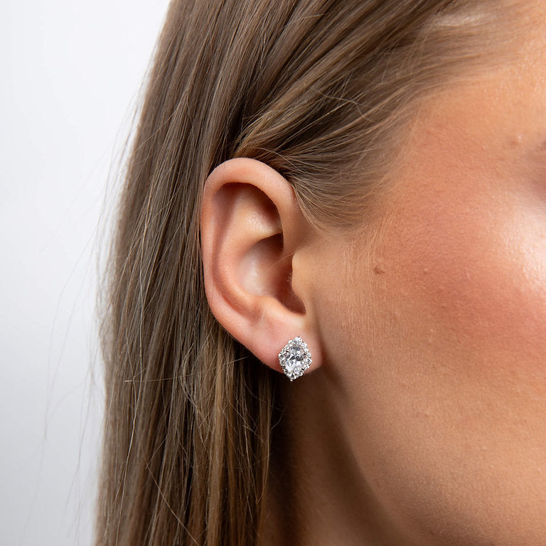 DF Oval Cluster Stud Earrings