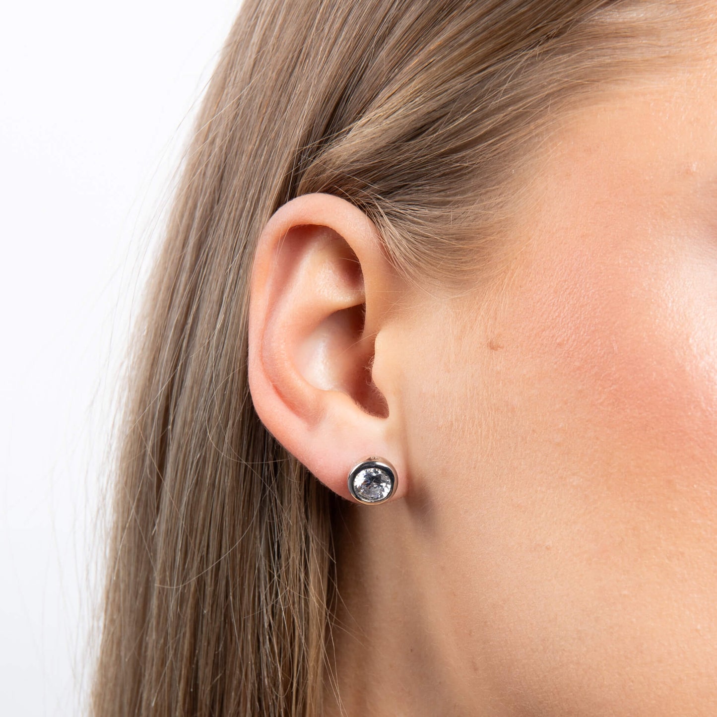 E5620 ZIRC Rub Over 2.00ct Soltir Earrings