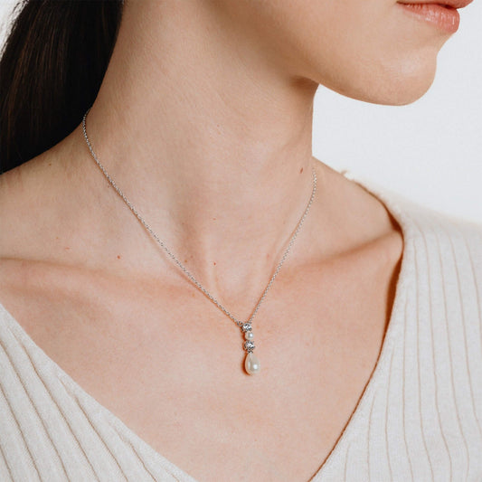DF CZ and Shell Pearl Sequence Teardrop Necklace