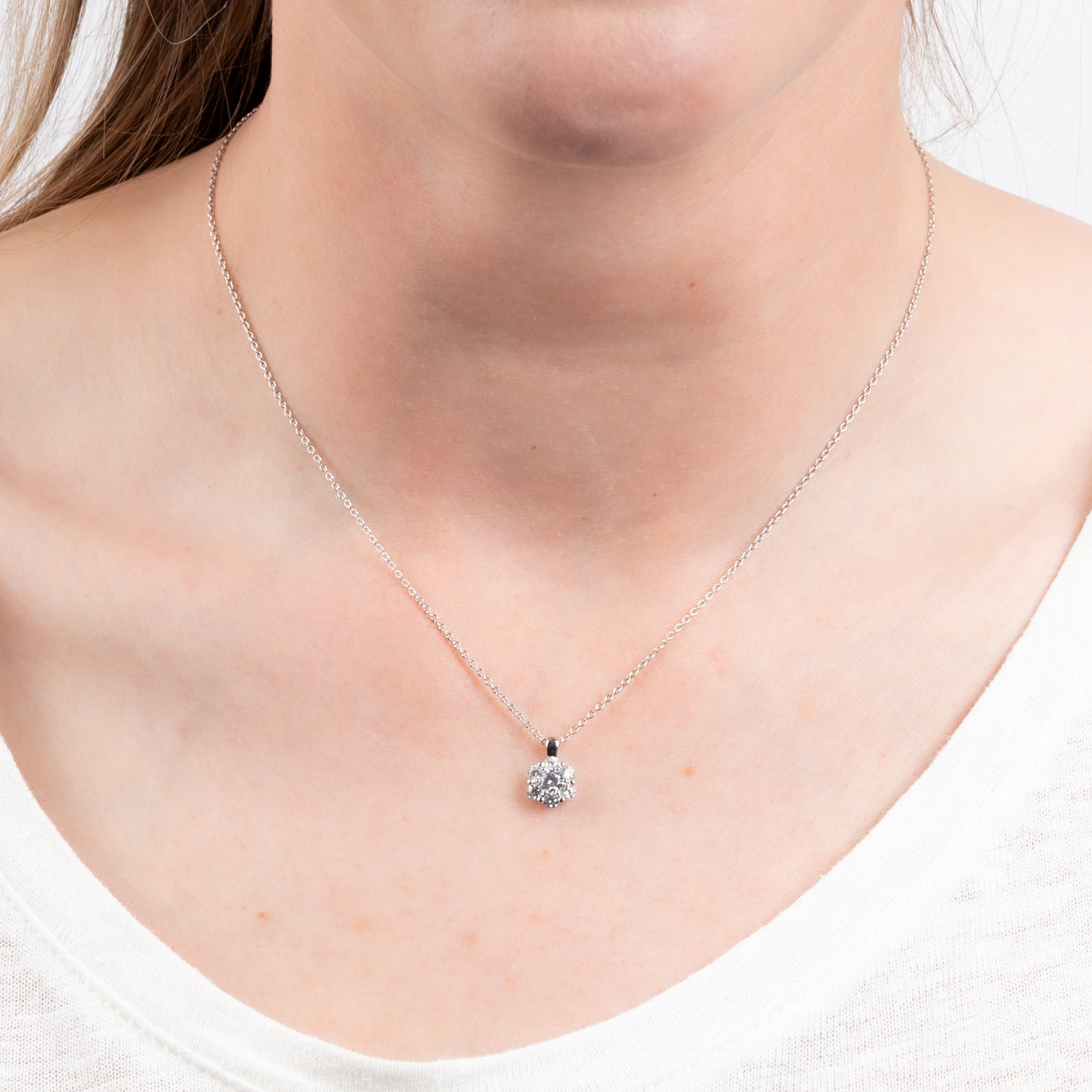 DF Flower Shape CZ Cluster Pendant