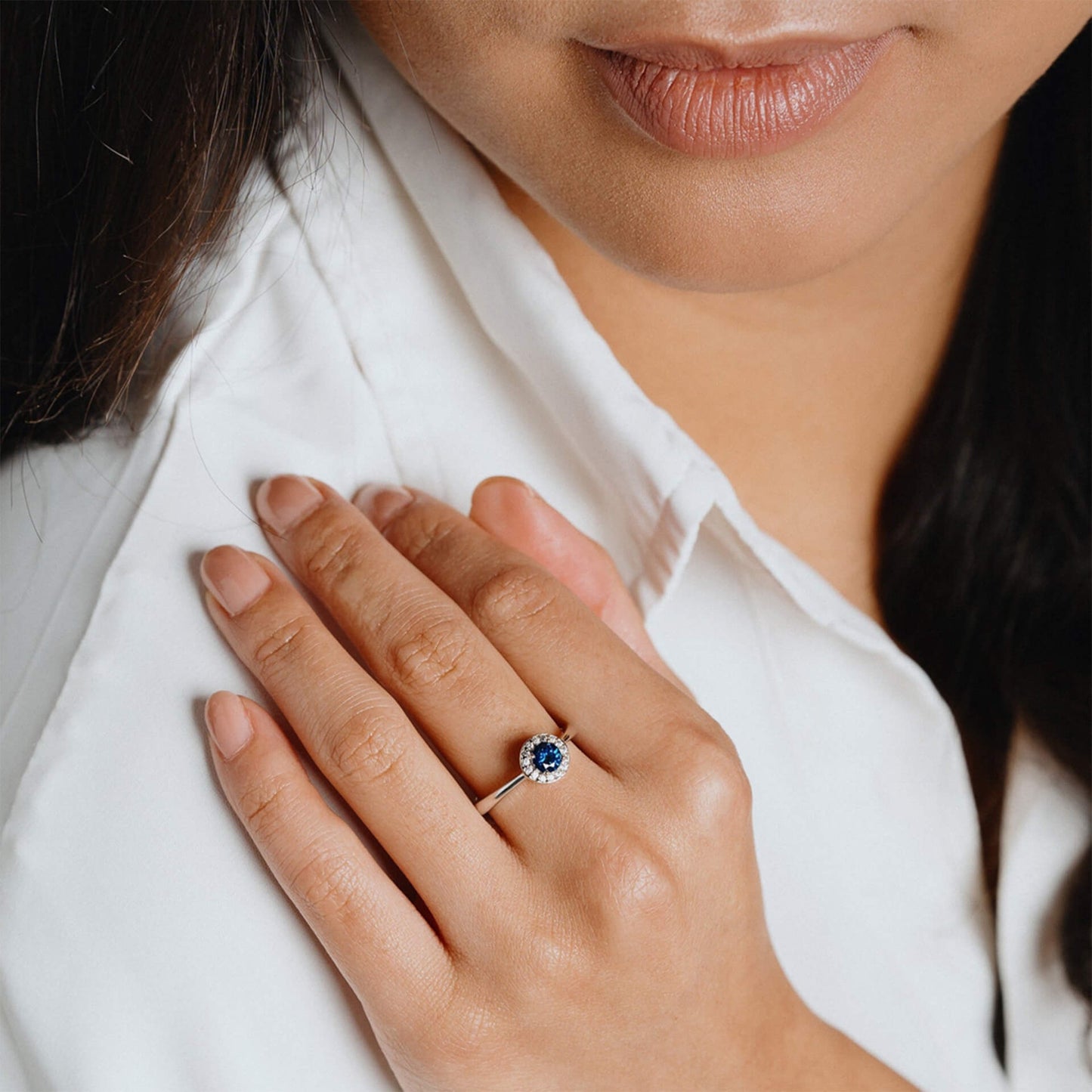 DF Round Sapphire CZ Cluster Ring